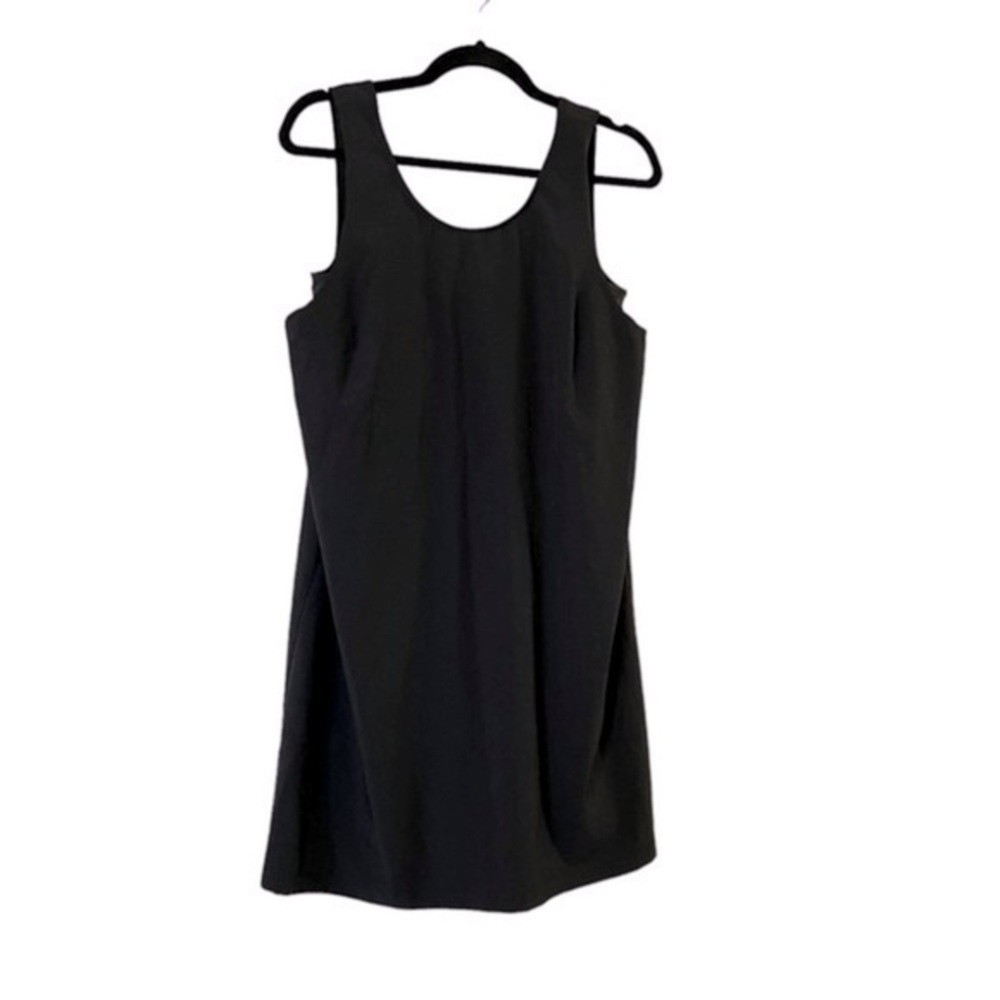 Banana Republic black scoop swim tank dress with built-in bra & shorts